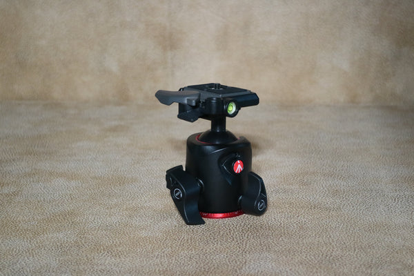 Outlet Discount: Manfrotto Ball Head with quick release plate