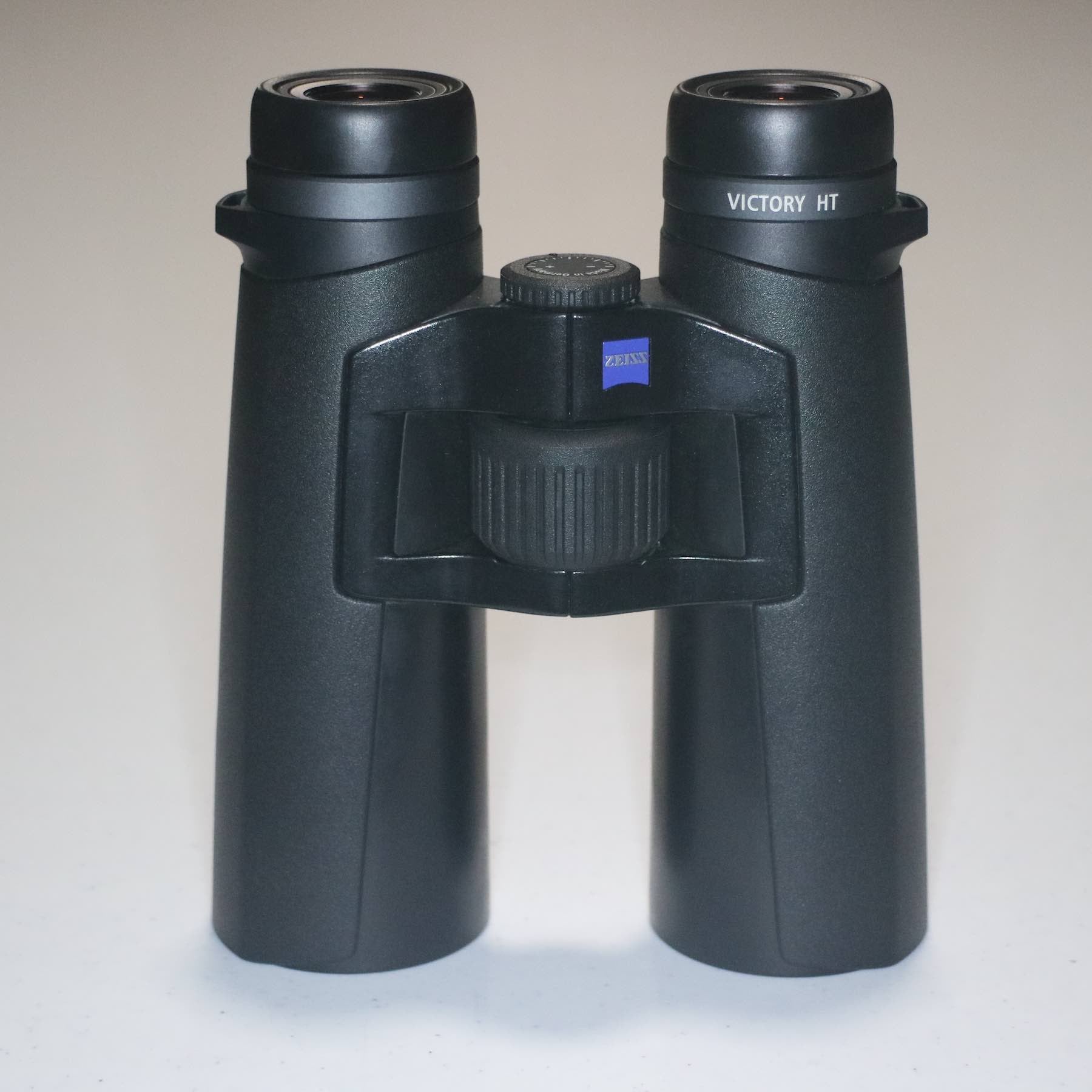 Outlet Discount: Zeiss Victory HT 10x42 | Time and Optics